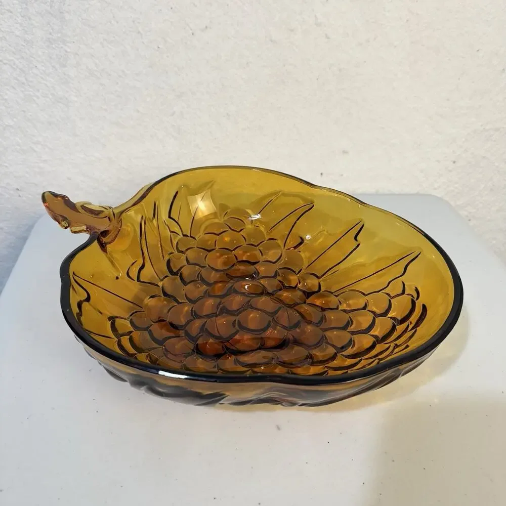 Indiana Glass Amber Glass Grape Pattern Fruit Bowl Serving Dish Retro VTG 70’s